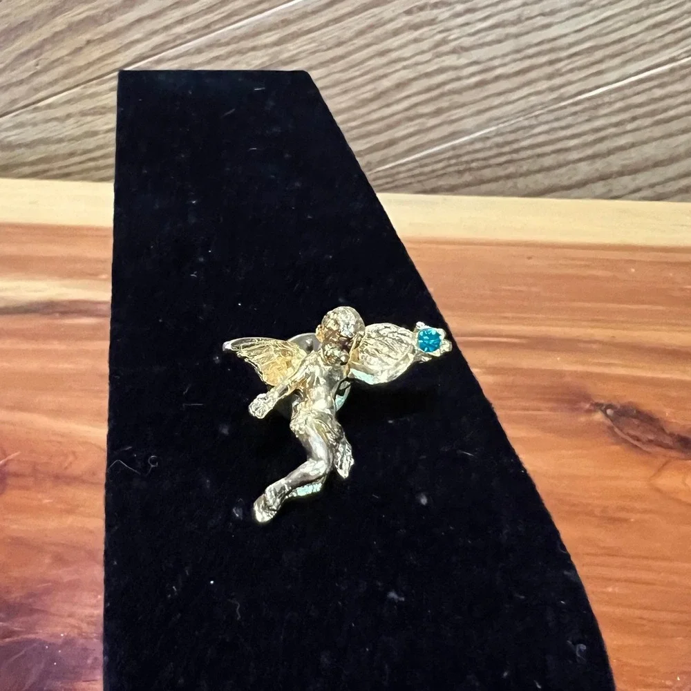 Vintage Gold Tone Brooch Lapel‎ Pin Angel Fairy Birthstone May Whimsical Jewelry